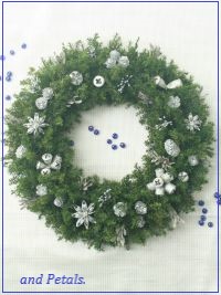 W049 Classic Wreath