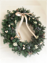 W015 Evergreen Wreath