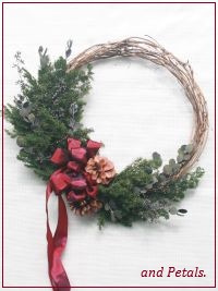W083 Brancy Christmas Wreath